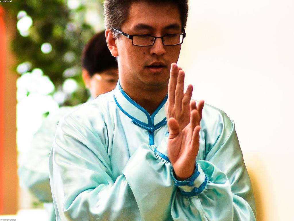 យុទ្ធសាស្ត្របាការ៉ាត៖ ការប្រើប្រាស់ការសម្តែងដើម្បីធ្វើឱ្យគំនិតរឹងមាំ